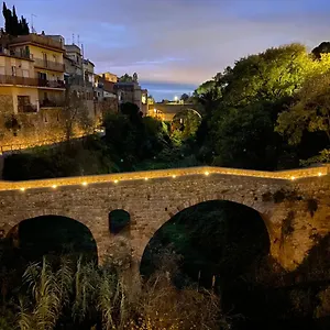  Сasa de vacaciones Casa De Poble Termes Romanes